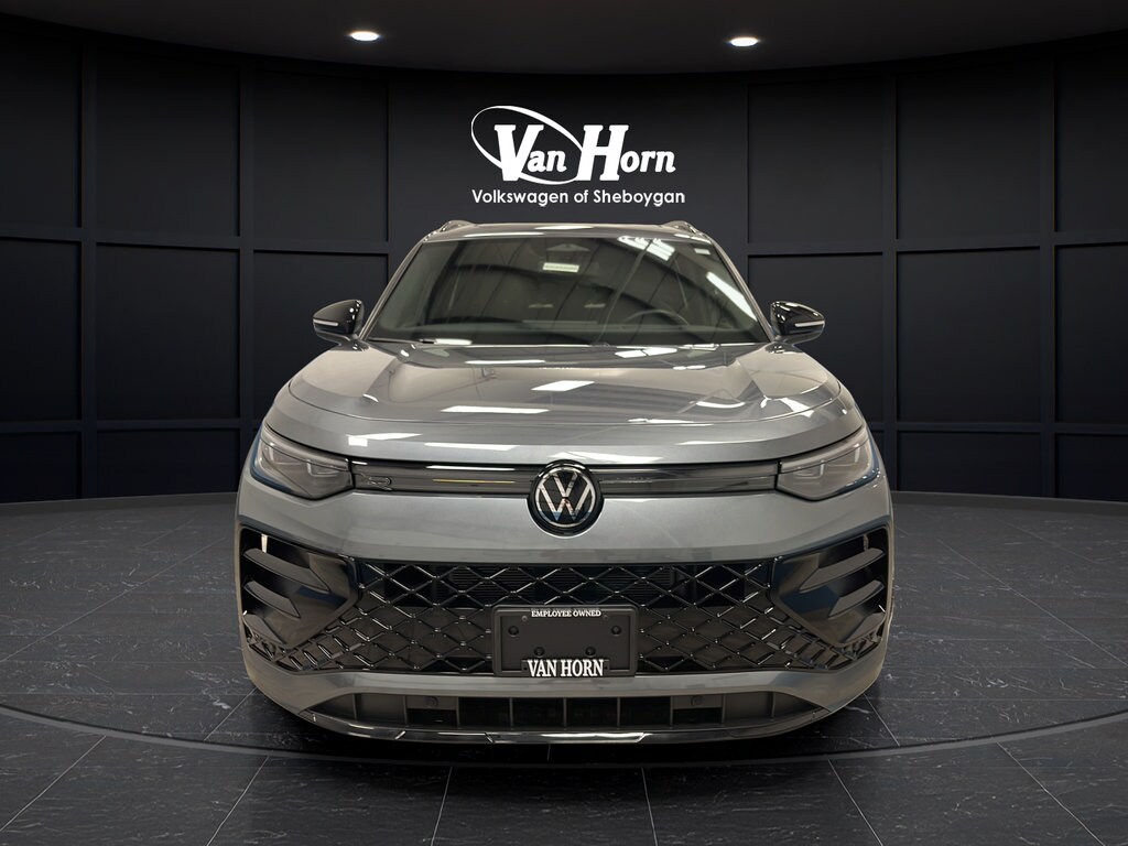 Used 2025 Volkswagen Tiguan SE R-Line Black SUV