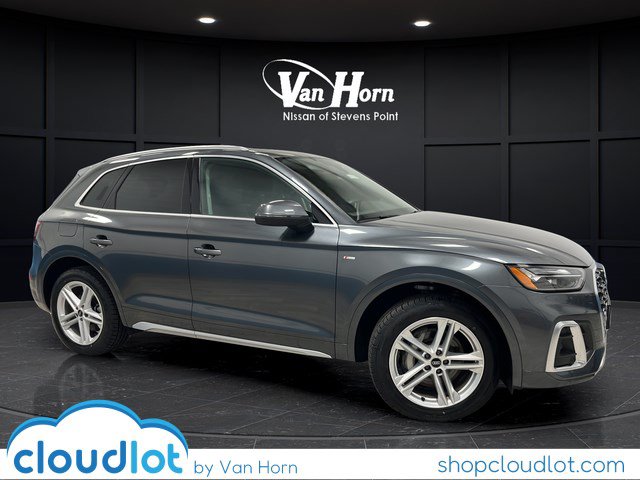 2023 Audi Q5 55 e Premium Plus's photo