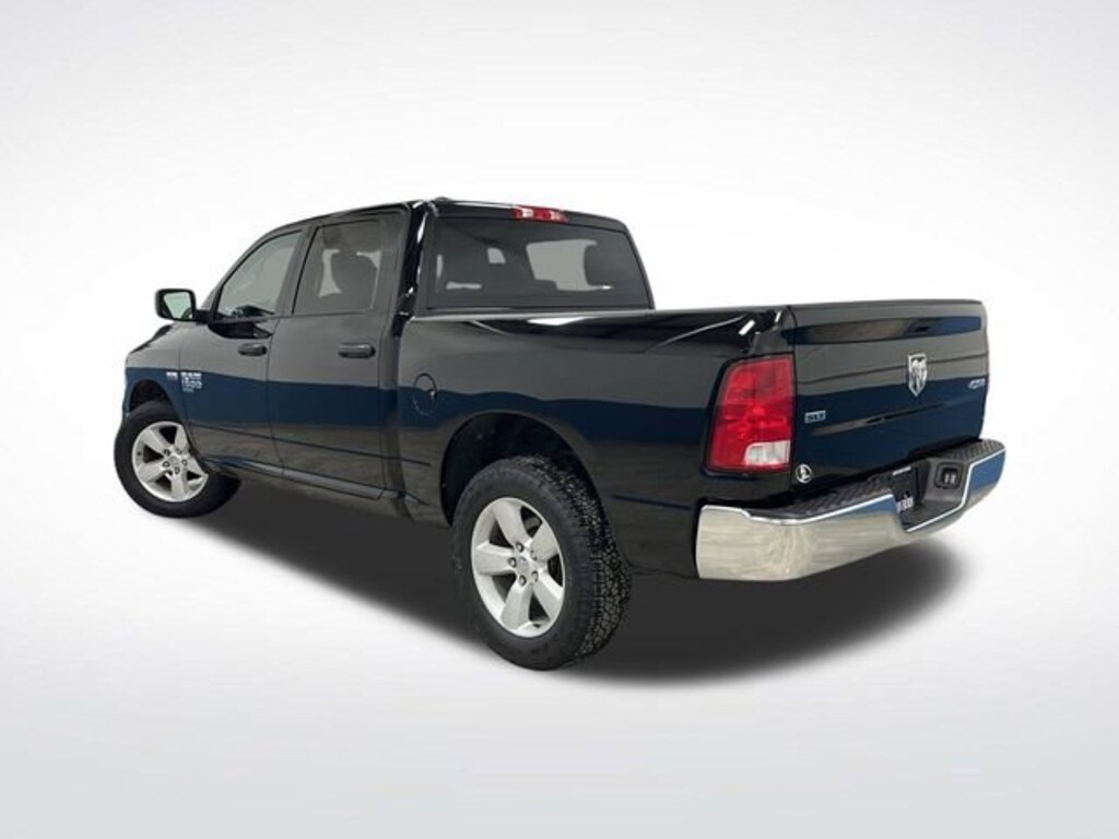 Used 2022 Ram 1500 Classic SLT Truck Crew Cab