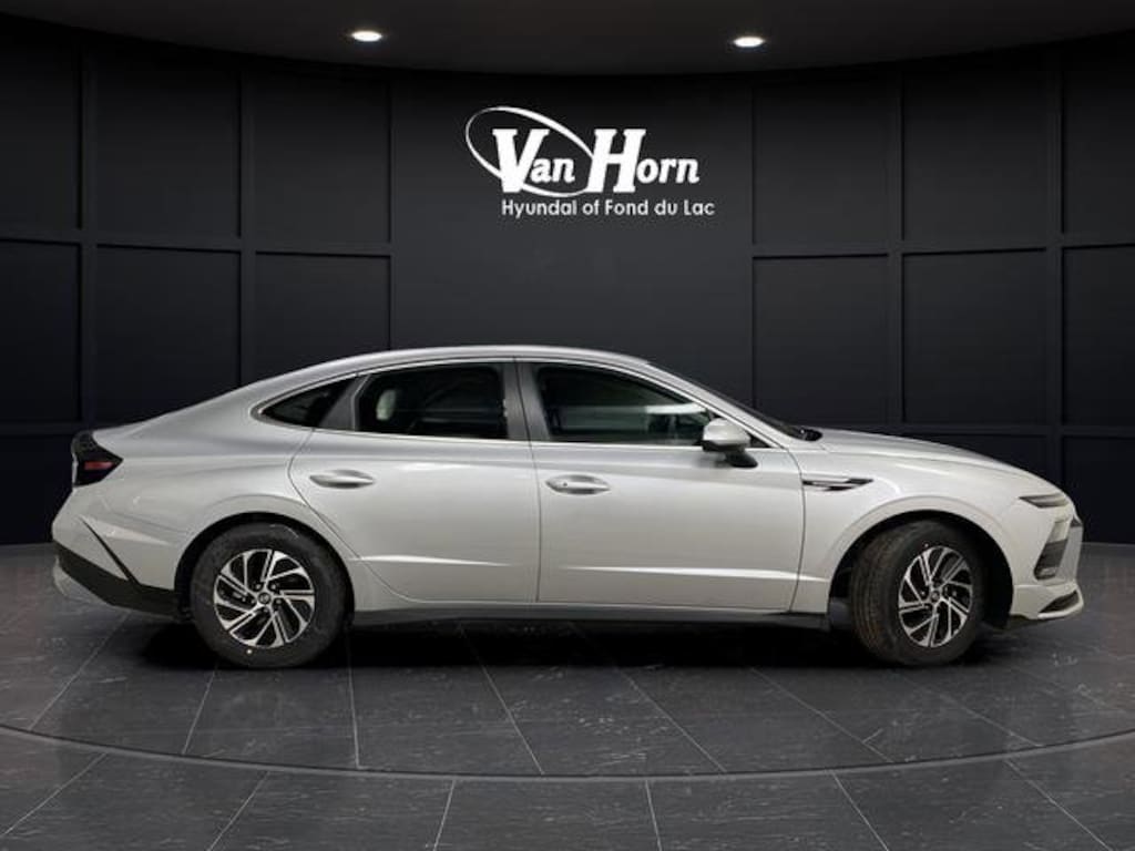 New 2026 Hyundai Sonata Hybrid Blue Sedan