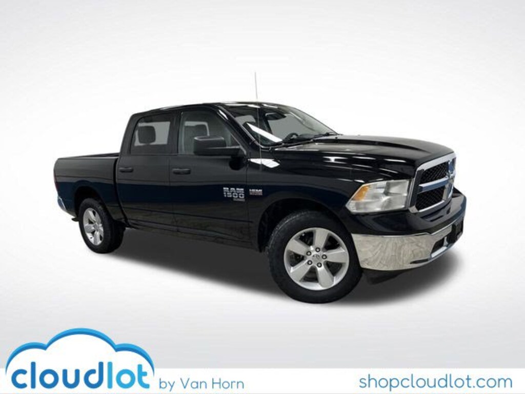 Used 2022 Ram 1500 Classic SLT Truck Crew Cab