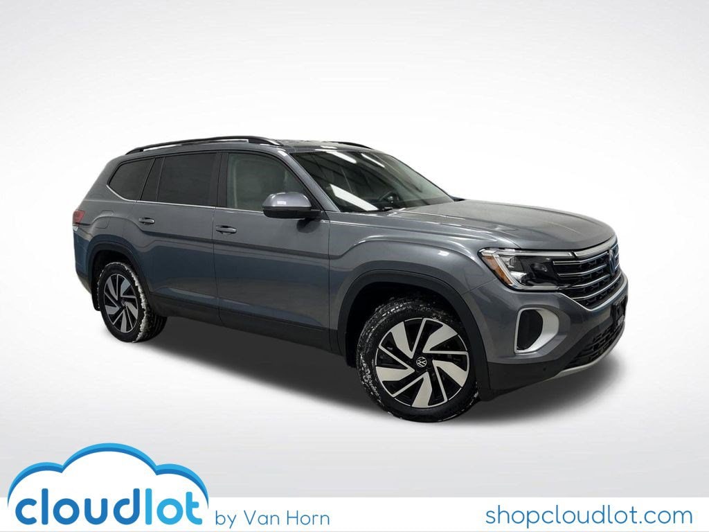 2024 Volkswagen Atlas SE's photo