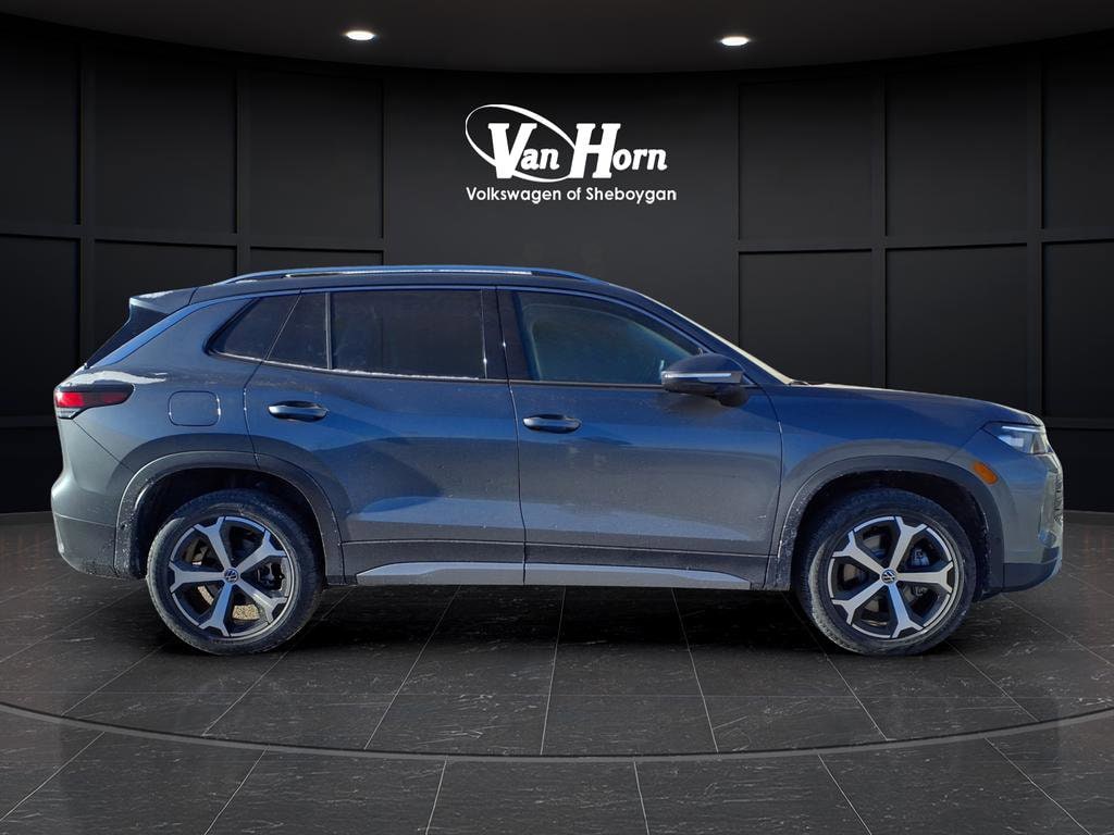 New 2026 Volkswagen Tiguan SE SUV