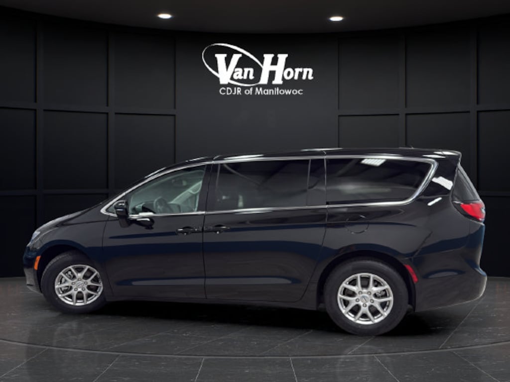 Used 2024 Chrysler Pacifica Touring L Van Passenger Van