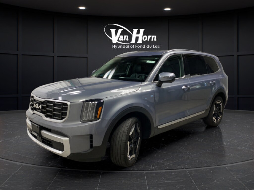 Used 2025 Kia Telluride S SUV