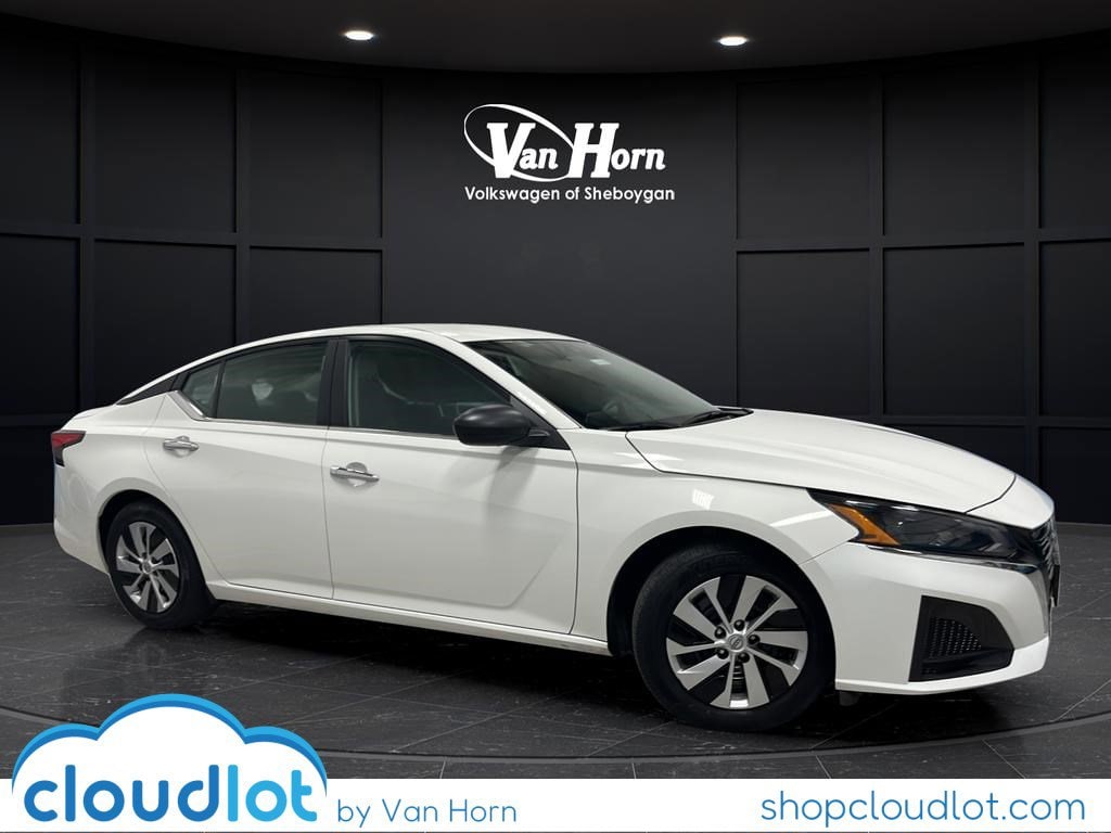 2025 Nissan Altima 2.5 S's photo