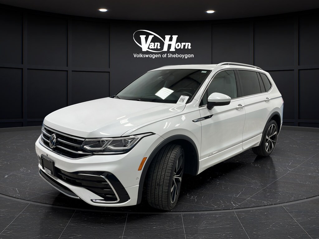 Used 2024 Volkswagen Tiguan SEL R-Line SUV