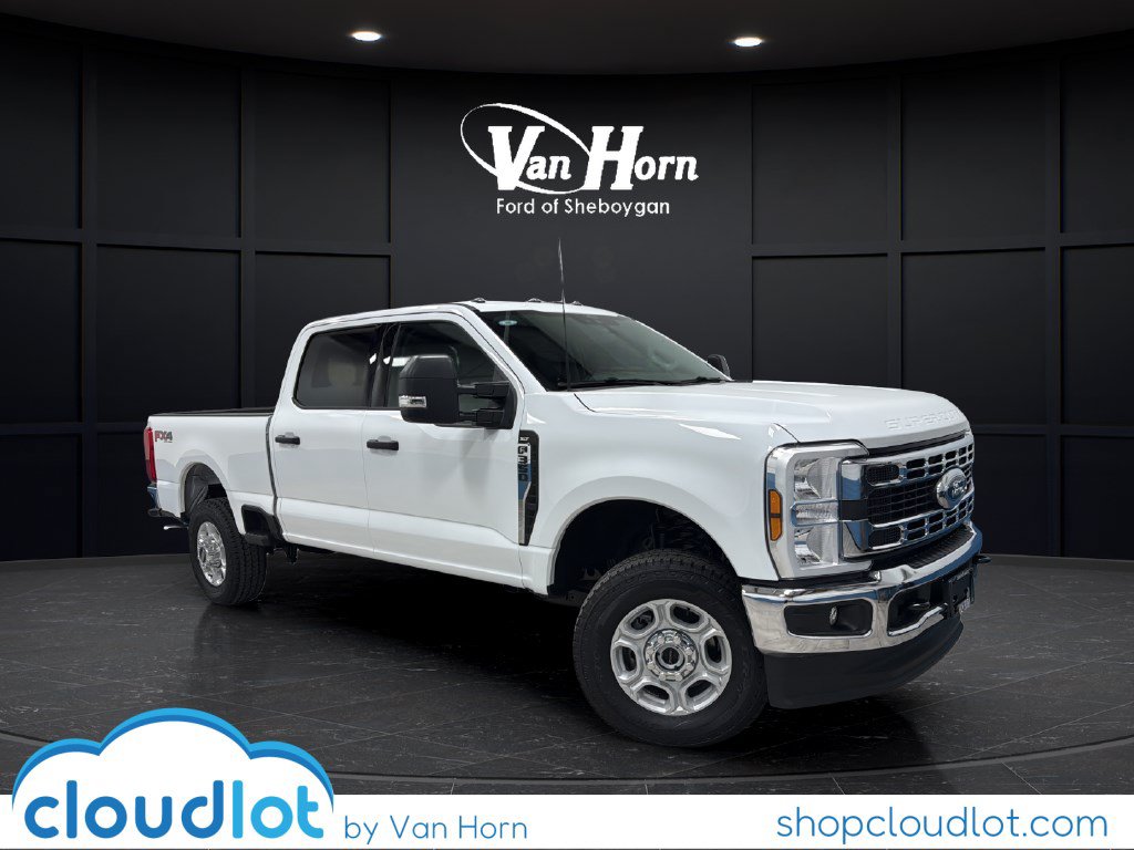 Used 2026 Ford Super Duty F-350 SRW XLT Truck Crew Cab