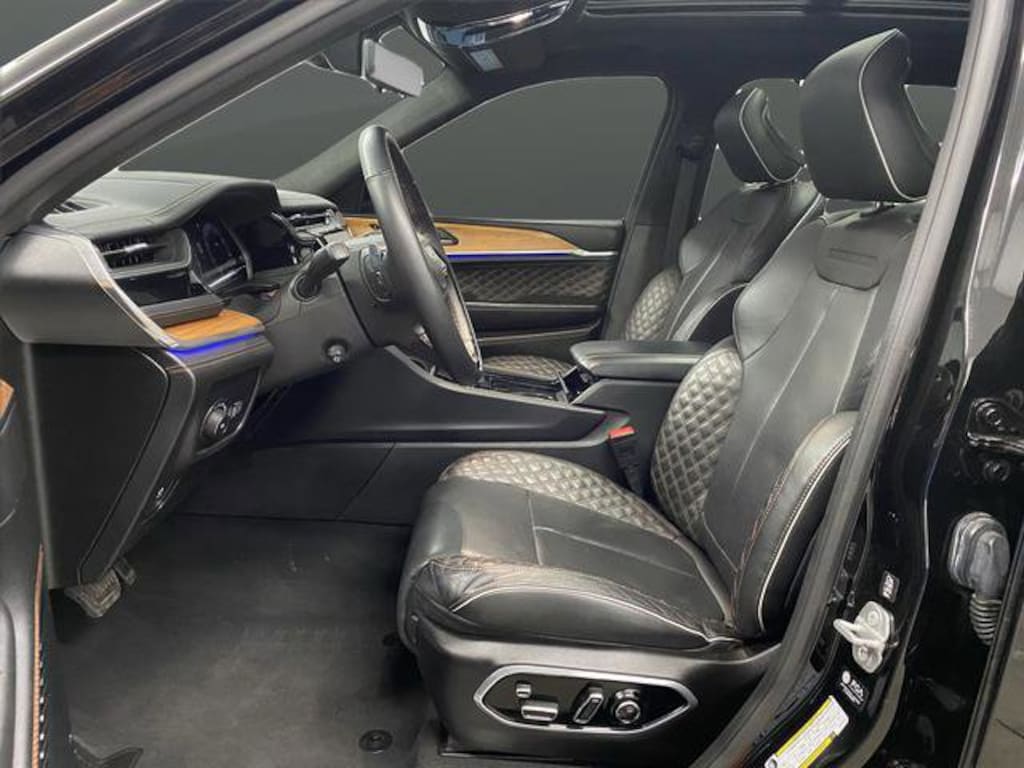 Used 2023 Jeep Grand Cherokee L Summit Reserve SUV