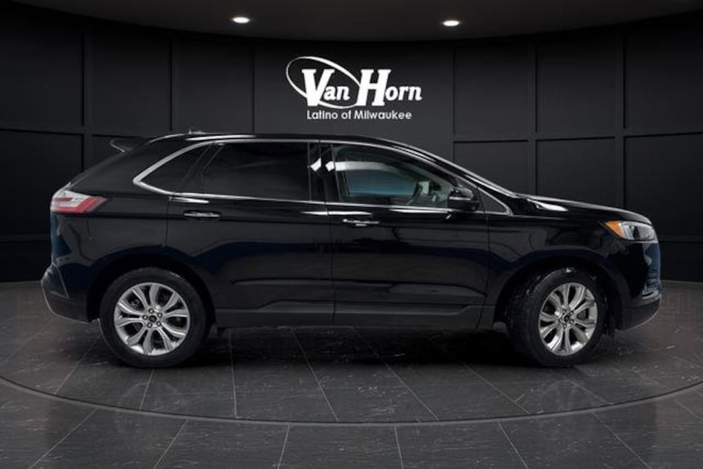 Used 2024 Ford Edge Titanium SUV