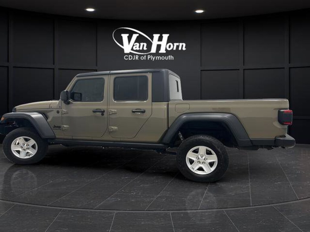 Used 2020 Jeep Gladiator Sport S Truck Crew Cab