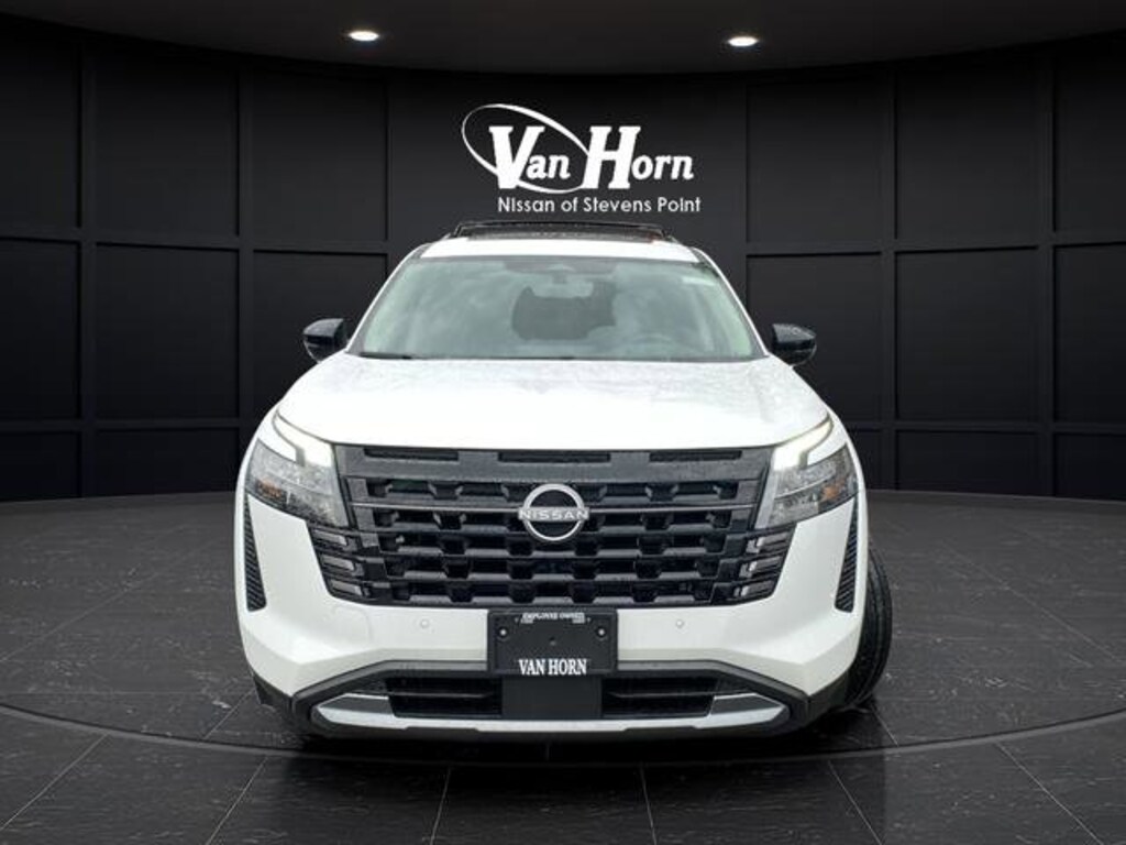 New 2026 Nissan Pathfinder Platinum SUV