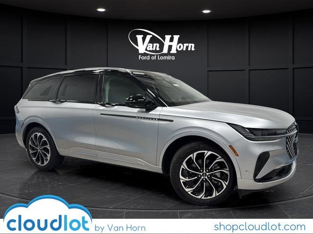 2024 Lincoln Nautilus Reserve AWD's photo