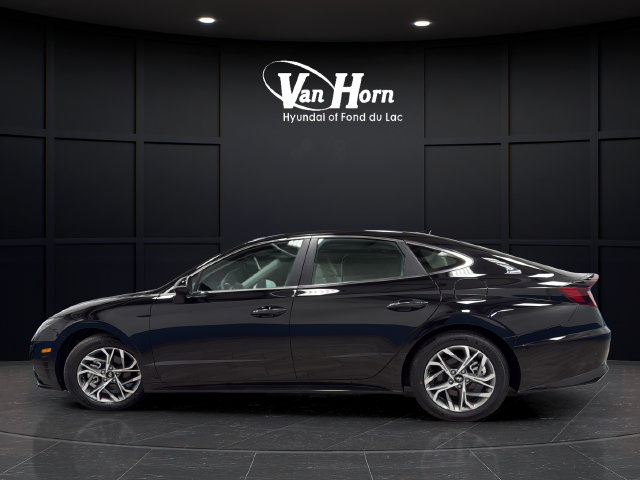 Used 2023 Hyundai Sonata SEL Sedan