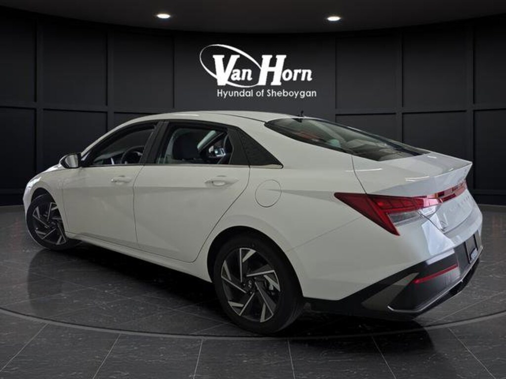 New 2025 Hyundai Elantra Hybrid Limited Sedan