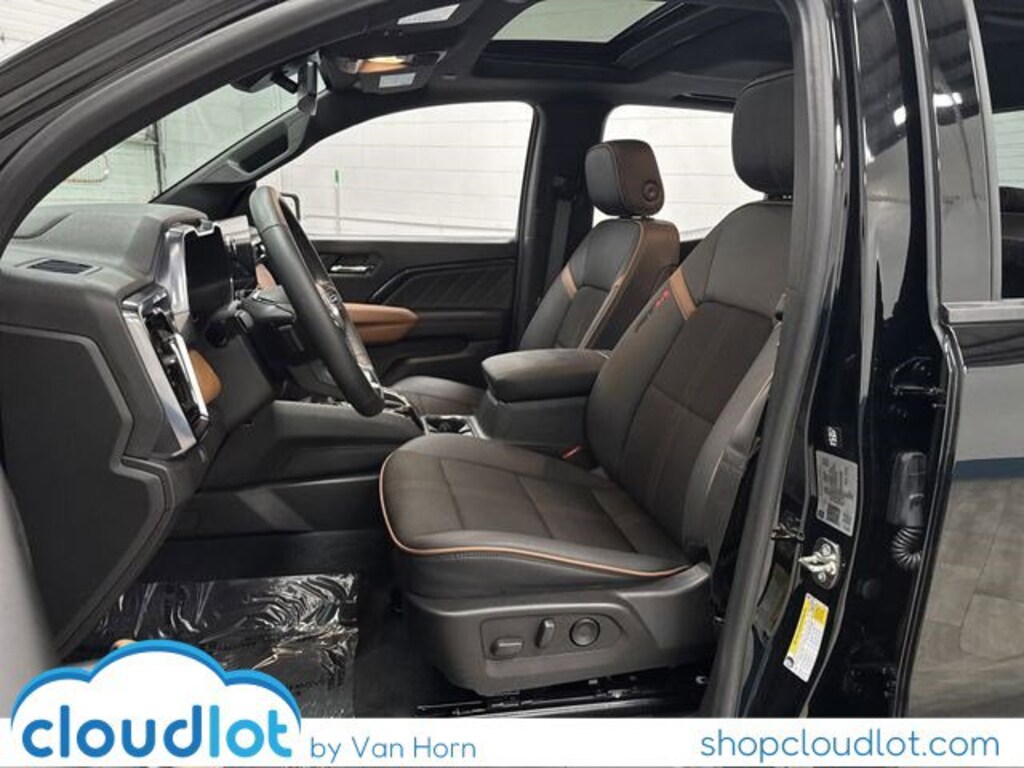 Used 2024 GMC Canyon 4WD AT4 Truck Crew Cab