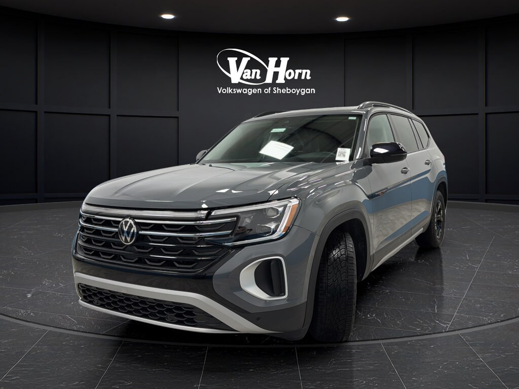 Used 2025 Volkswagen Atlas 2.0T Peak Edition SUV