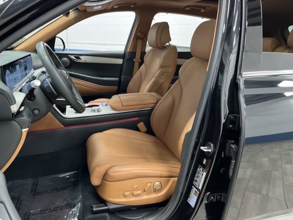 Used 2025 Genesis GV80 Advanced SUV