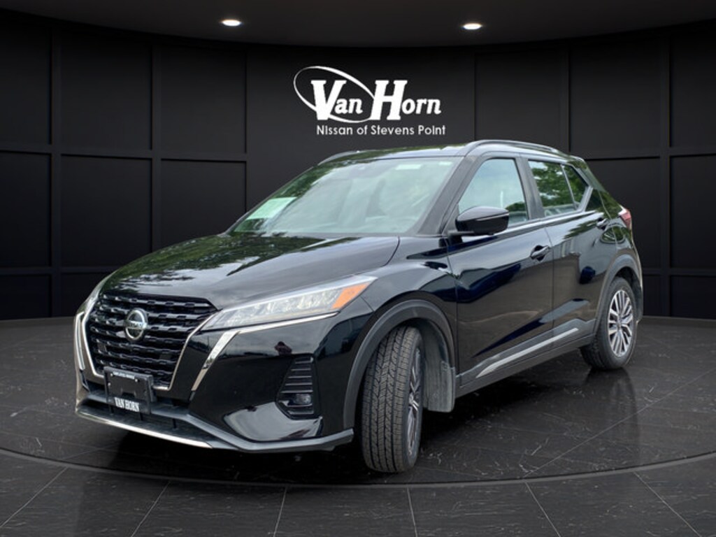 Used 2021 Nissan Kicks SR SUV