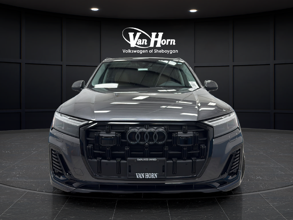 Used 2025 Audi Q7 Premium SUV
