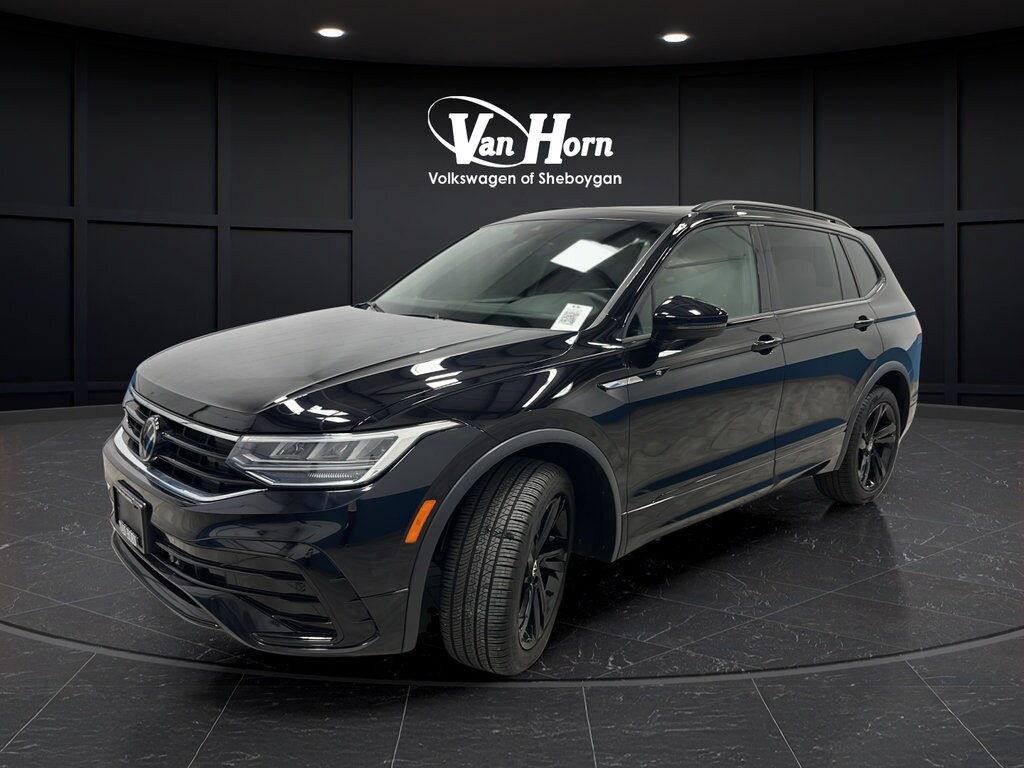 Used 2024 Volkswagen Tiguan SE R-Line Black SUV