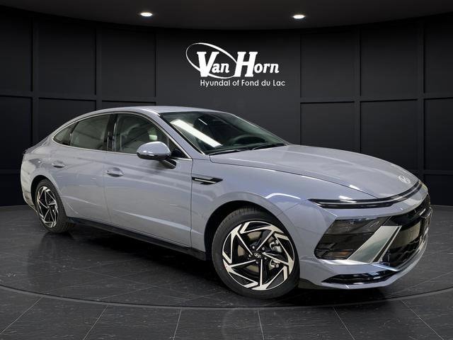 2026 Hyundai Sonata SEL AWD's photo