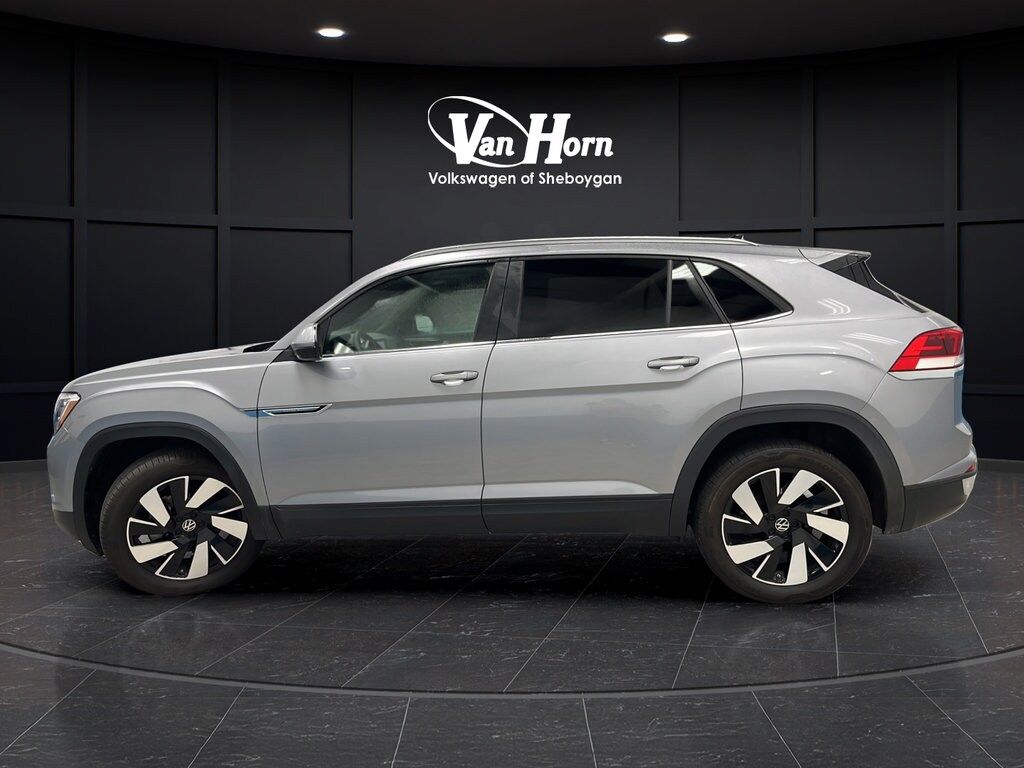 Used 2024 Volkswagen Atlas Cross Sport 2.0T SE w/Technology SUV