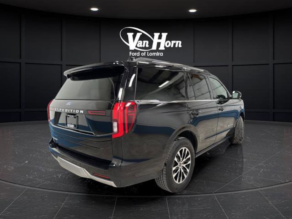 Used 2025 Ford Expedition Platinum SUV