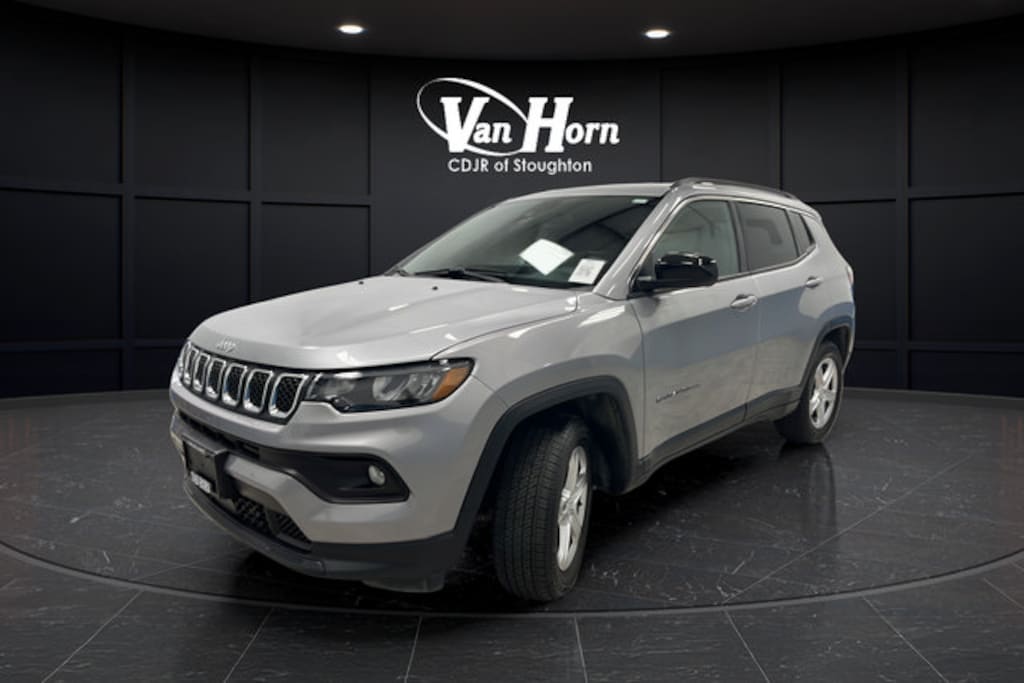 Used 2023 Jeep Compass Latitude SUV