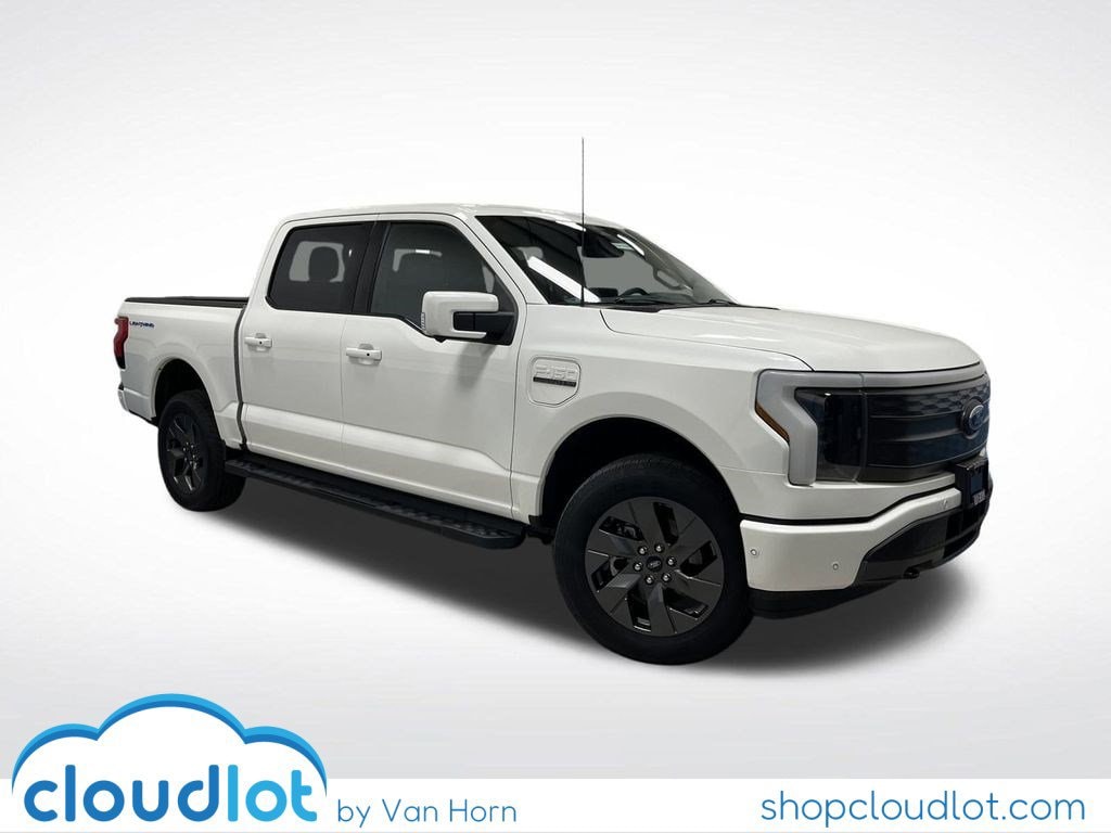 Used 2022 Ford F-150 Lightning LARIAT Truck SuperCrew Cab