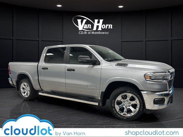 2025 RAM 1500 Big Horn/Lone Star 4x4 Crew Cab 5'7's photo