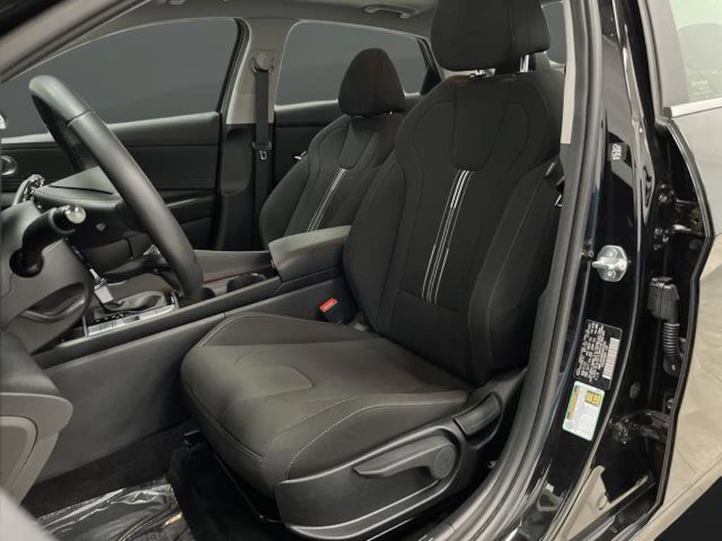 Used 2024 Hyundai Elantra SEL Sedan
