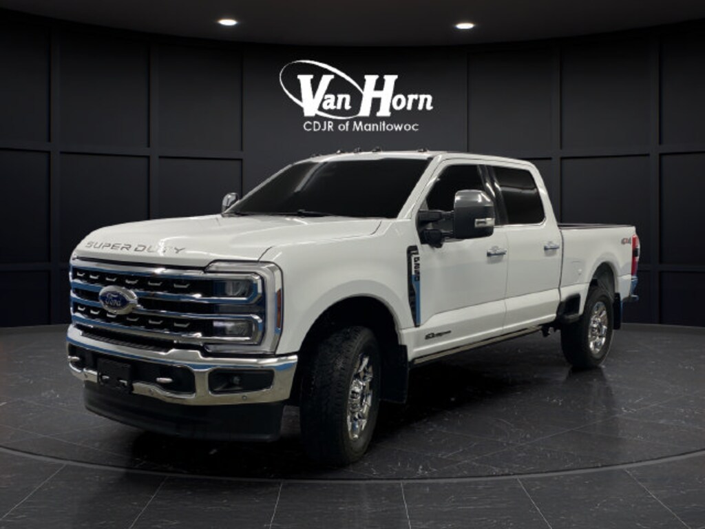 Used 2024 Ford Super Duty F-250 SRW LARIAT Truck Crew Cab