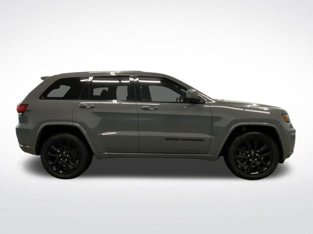 Used 2020 Jeep Grand Cherokee Altitude SUV