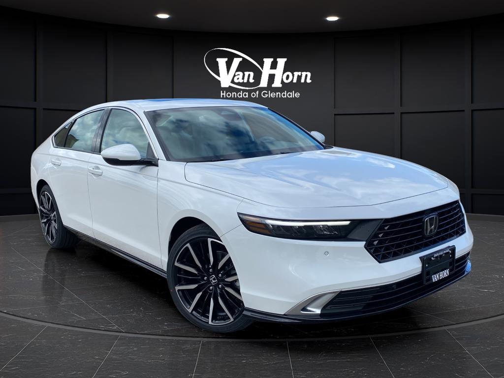 2026 Honda Accord Hybrid Touring's photo