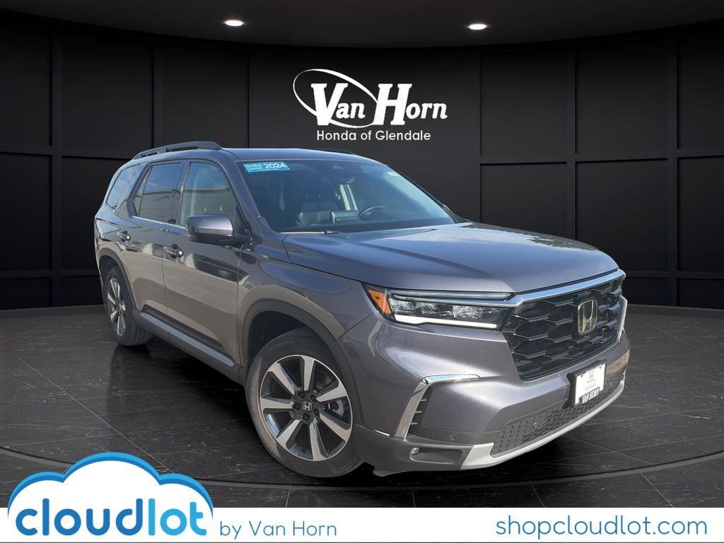 2024 Honda Pilot Touring AWD's photo