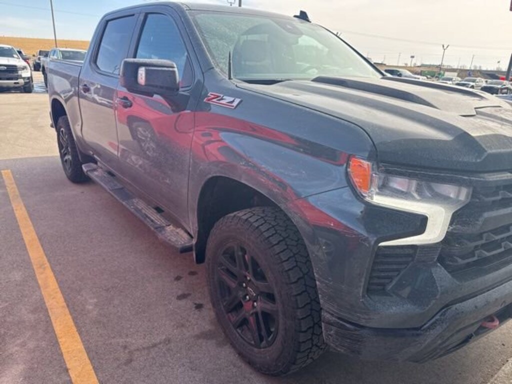 Used 2025 Chevrolet Silverado 1500 LT Trail Boss Truck Crew Cab