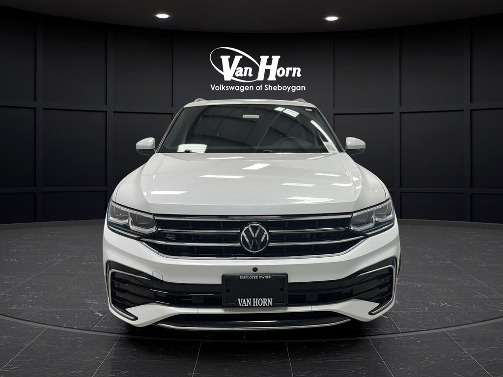 Used 2024 Volkswagen Tiguan SEL R-Line SUV