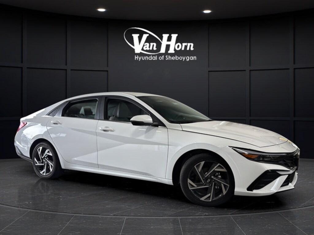 New 2026 Hyundai Elantra Limited Sedan