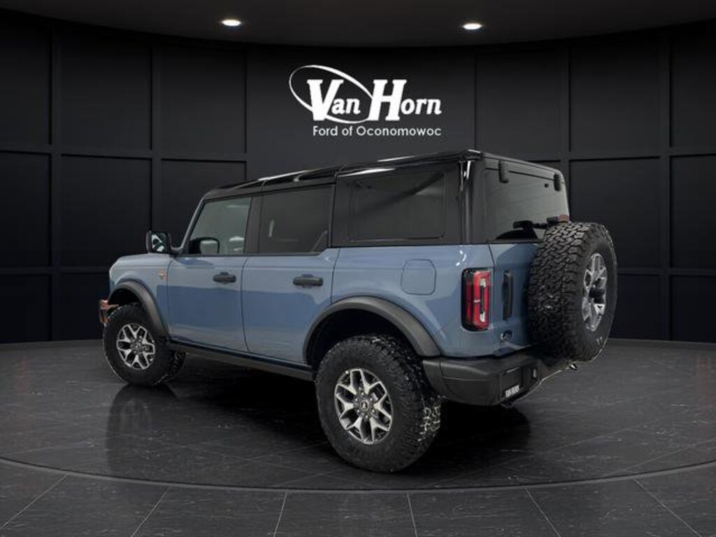 Used 2025 Ford Bronco Badlands SUV