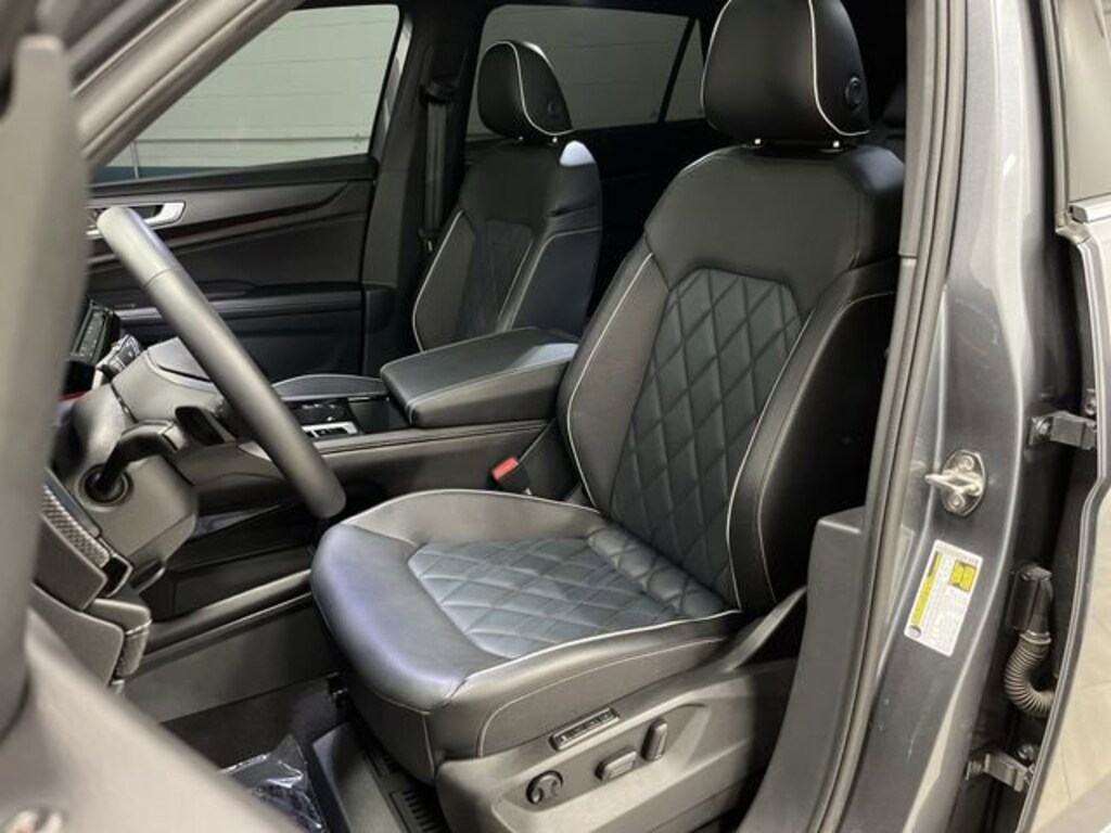 Used 2024 Volkswagen Atlas Cross Sport 2.0T SEL Premium R-Line SUV