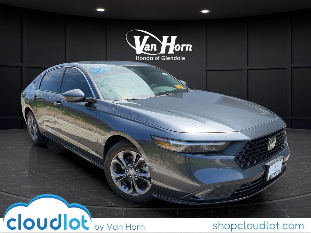 2023 Honda Accord Hybrid EX-L w/o BSI's photo