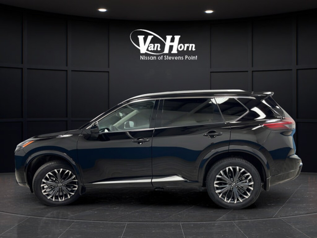 Used 2024 Nissan Rogue Platinum SUV