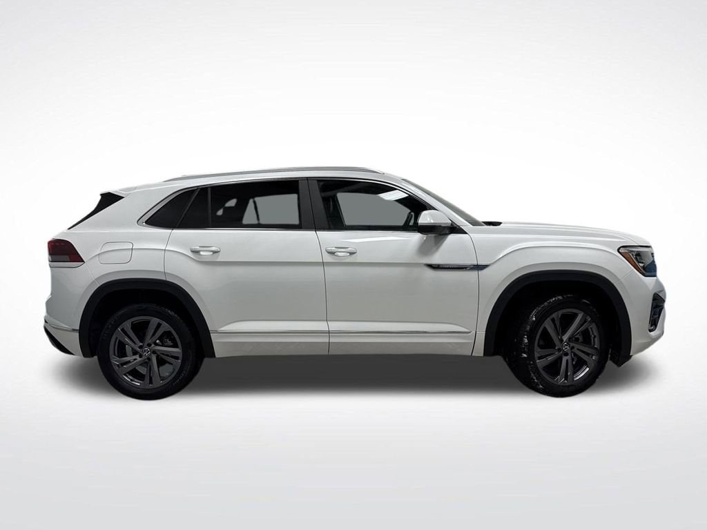 Used 2024 Volkswagen Atlas Cross Sport 2.0T SEL R-Line SUV
