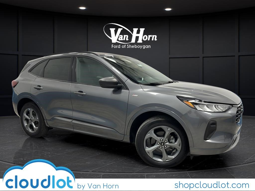 2024 Ford Escape ST-Line AWD's photo