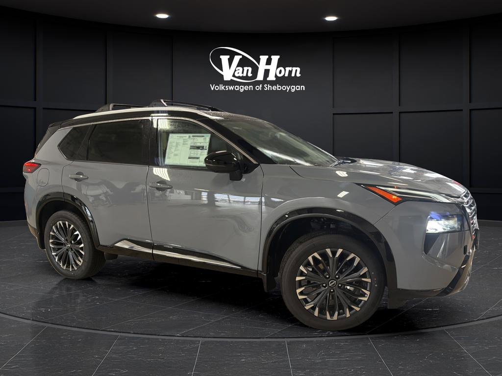 New 2026 Nissan Rogue Platinum SUV