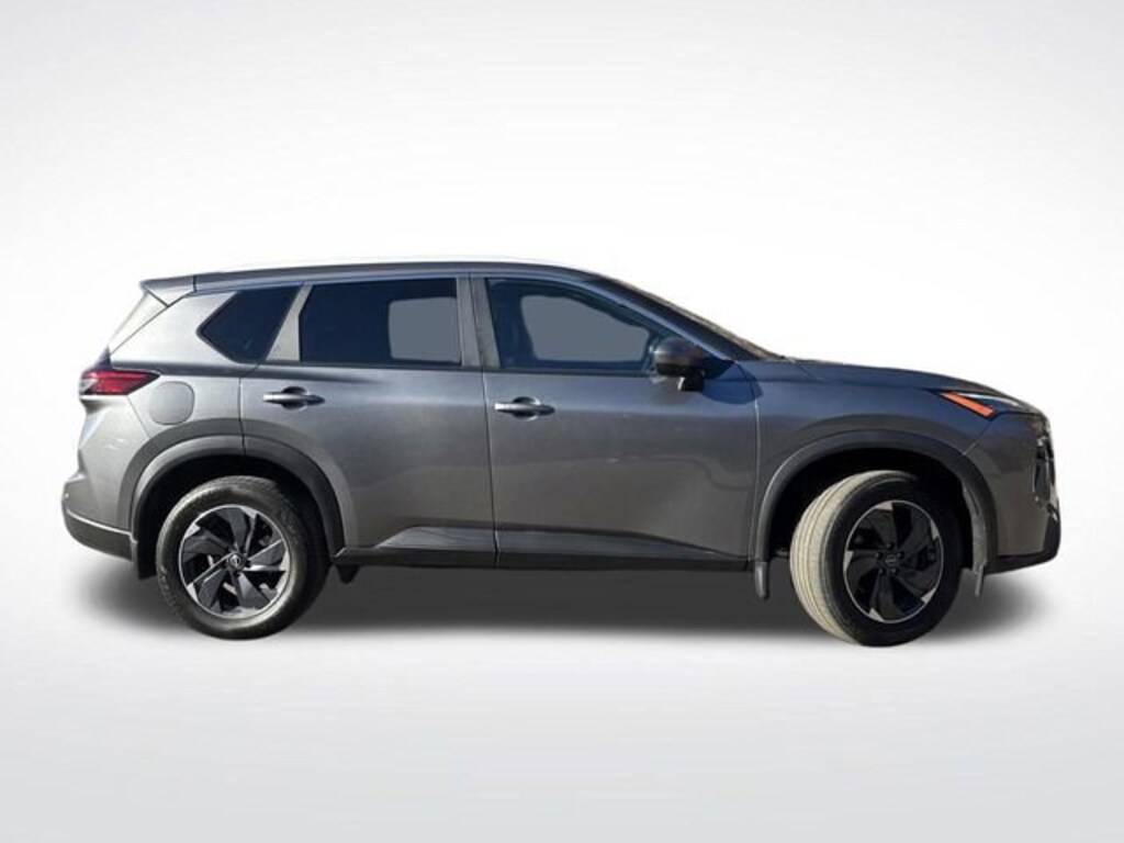 Used 2024 Nissan Rogue SV SUV