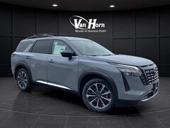 2026 Nissan Pathfinder Platinum SUV