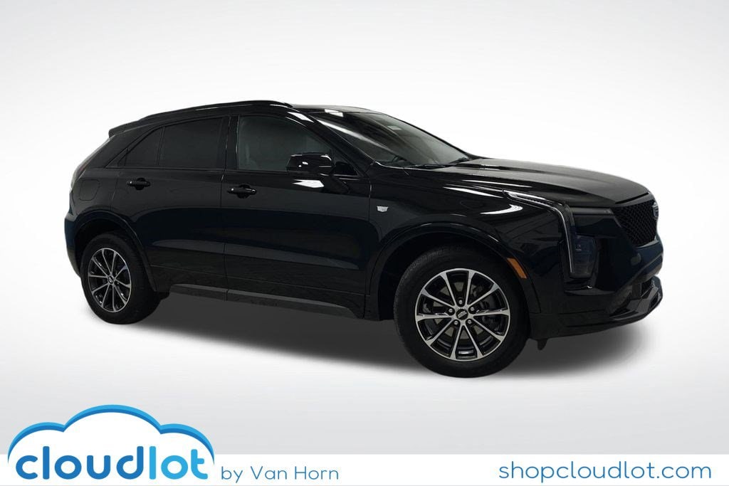 2024 Cadillac XT4 Sport's photo