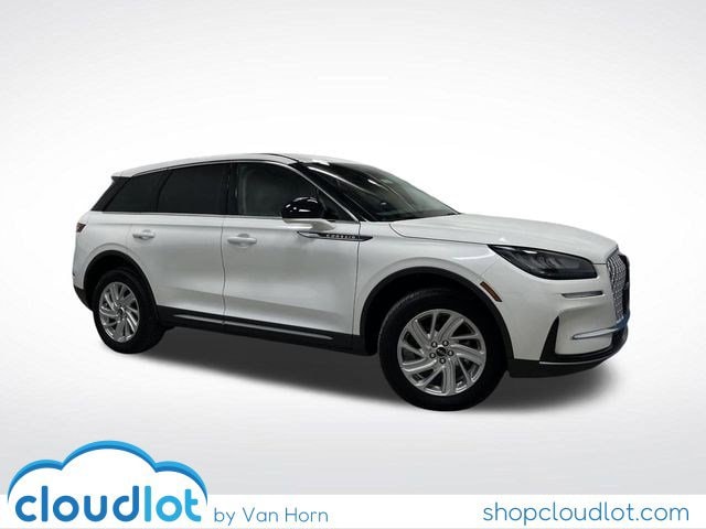 2023 Lincoln Corsair Base's photo